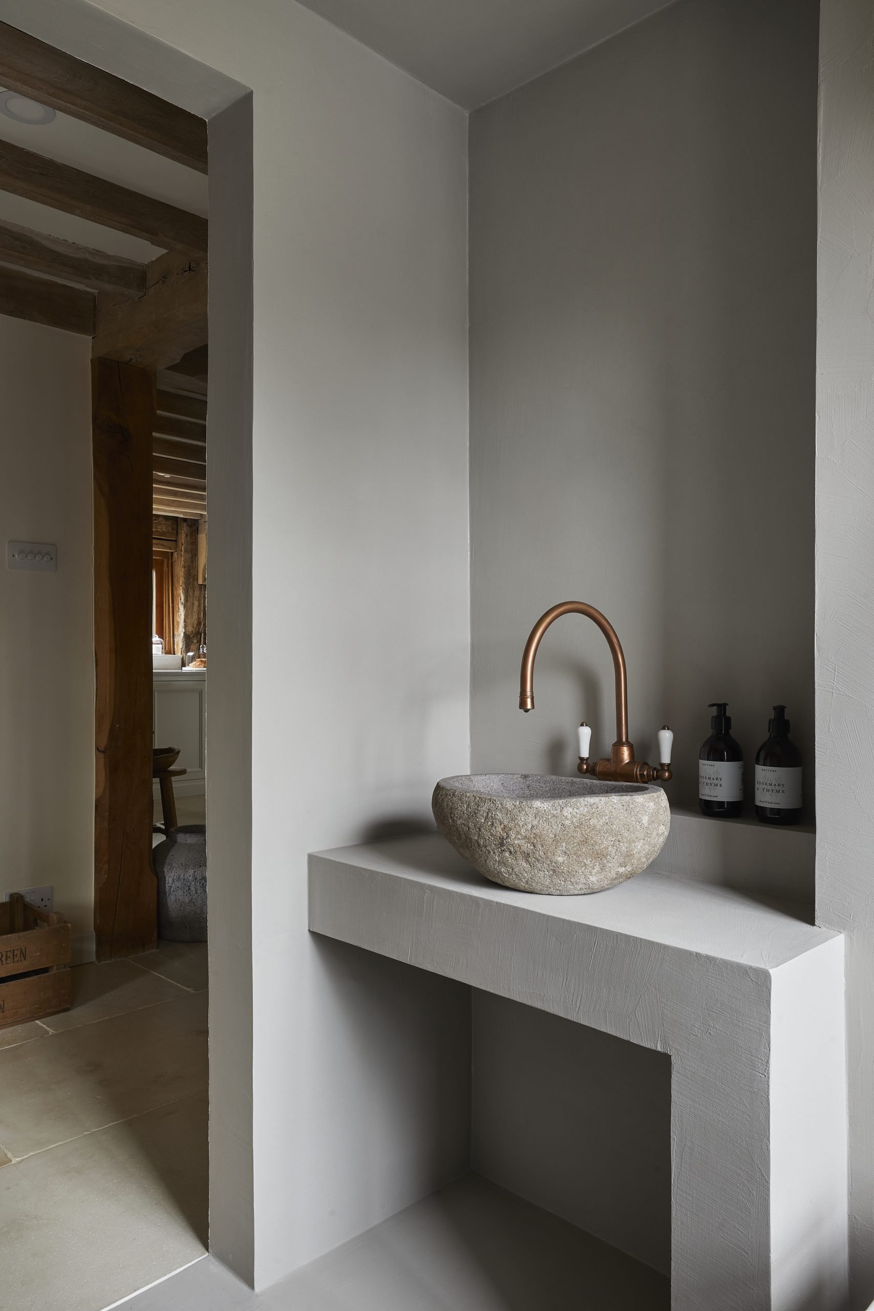 microcement-bathroom-edenbridge-c-ferri-interiors-london__A7A0112 Microcement bathroom, Edenbridge by C Ferri Interiors, London