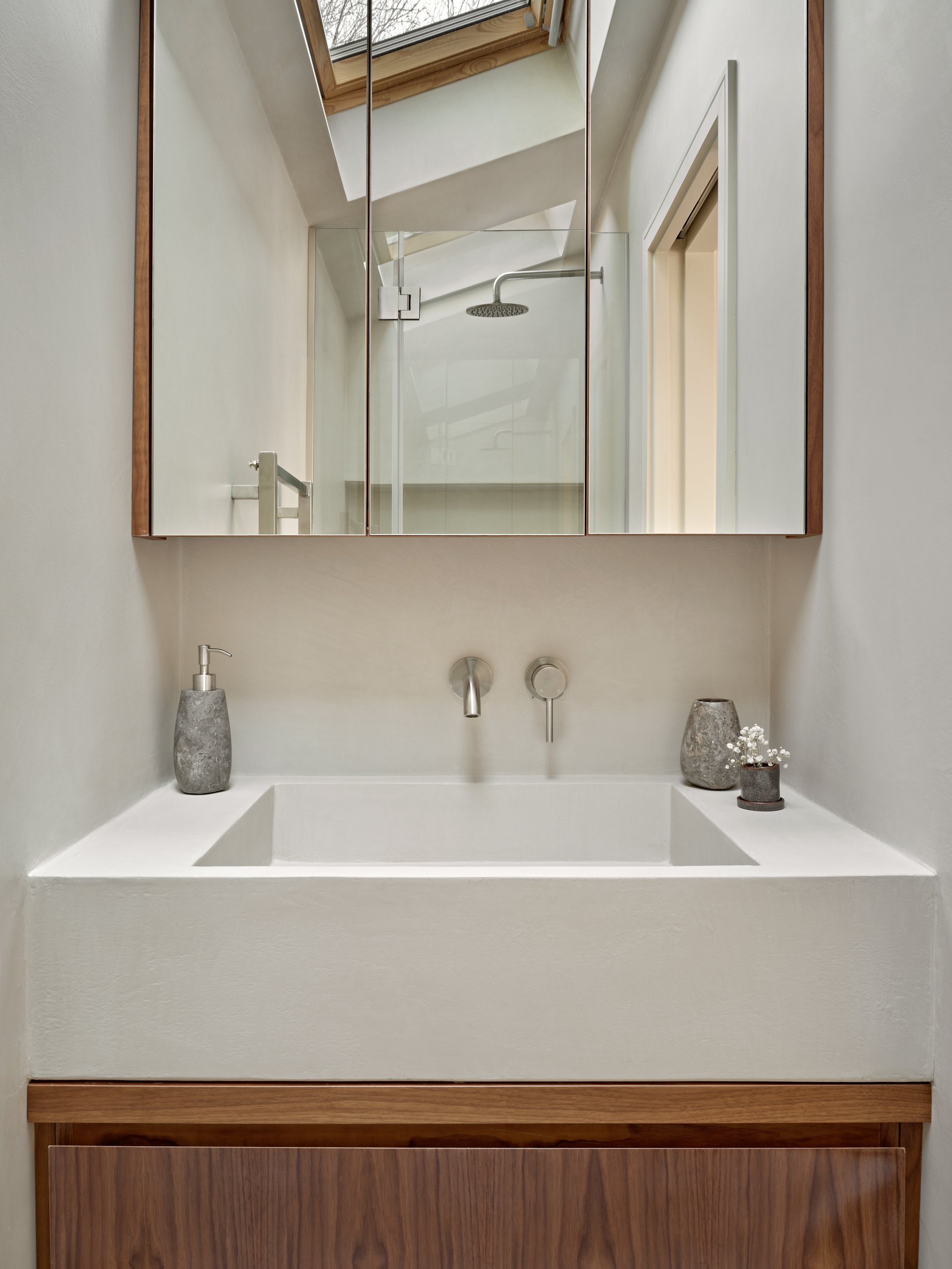 microcement-finish-surface-ferri-interiors-london_kd_forrest_017 Microcement bathroom by C Ferri Interiors, London